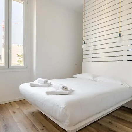 Apartament Charming In Isola In The Heart Of Mediolan